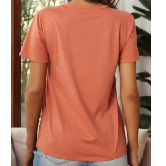 Distressed Daisy Graphic T-Shirt - Picture 2 of 2